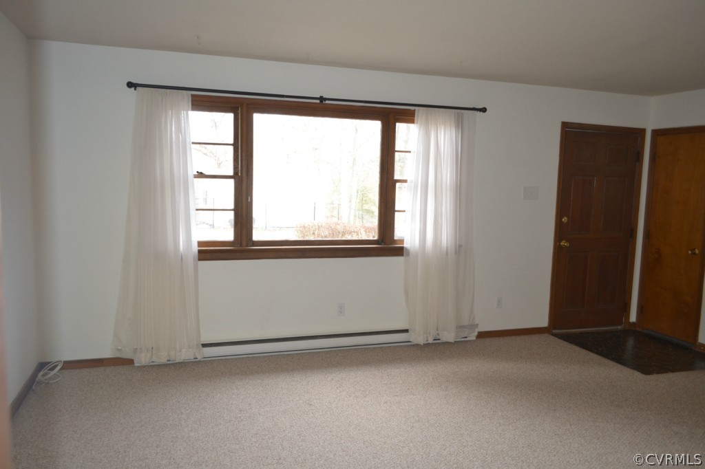 6432 Poplar Road Quinton, VA 23141 - Photo 4 of 24 Gallery Image 4