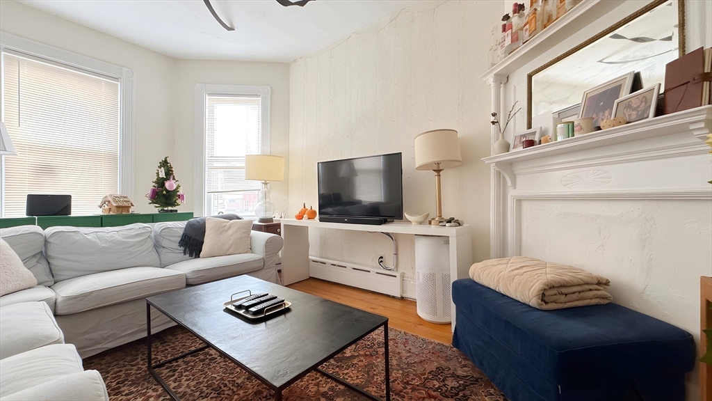 26 Darling Street, Unit 2 Boston, MA 02120 - Photo 3 of 15
