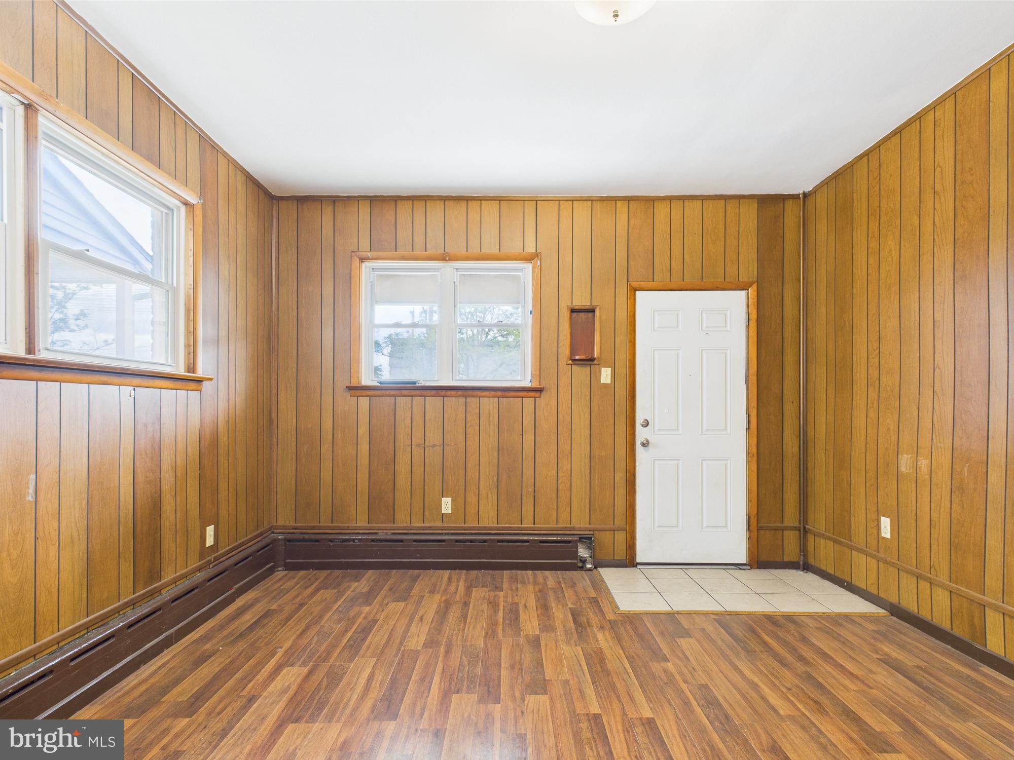 713 South Front Street Steelton, PA 17113 - Photo 5 of 16 Living Room