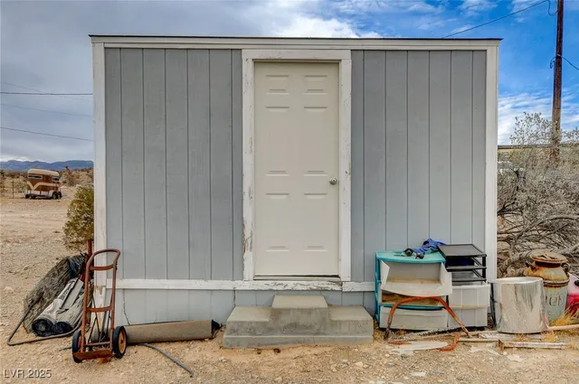 $700,000 | 11710 West Ford Avenue, Las Vegas, NV 89161