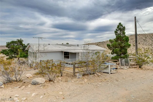 $700,000 | 11710 West Ford Avenue, Las Vegas, NV 89161