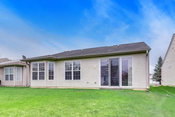 $375,000 | 13376 Cadence Drive, Huntley, IL 60142