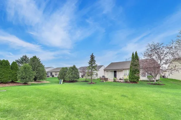 $375,000 | 13376 Cadence Drive, Huntley, IL 60142