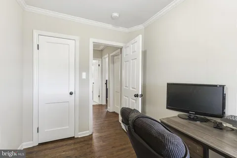 $285,000 | 1733 White Oak Avenue, Parkville, MD 21234