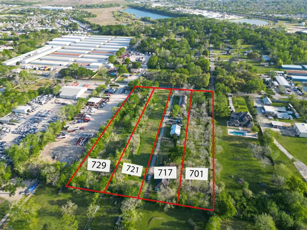$500,000 | 721 Crenshaw Road, Houston, TX 77504