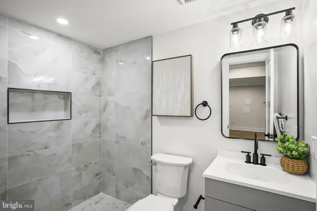 $525,000 | 1435 Channing Street Northeast, Washington, DC 20018