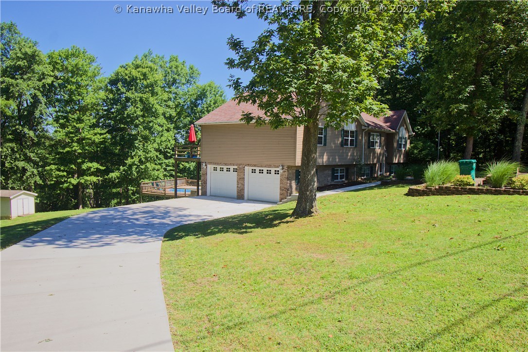 124 Ridgeview Drive Scott Depot, WV 25560 - Photo 2 of 24 Gallery Image 2