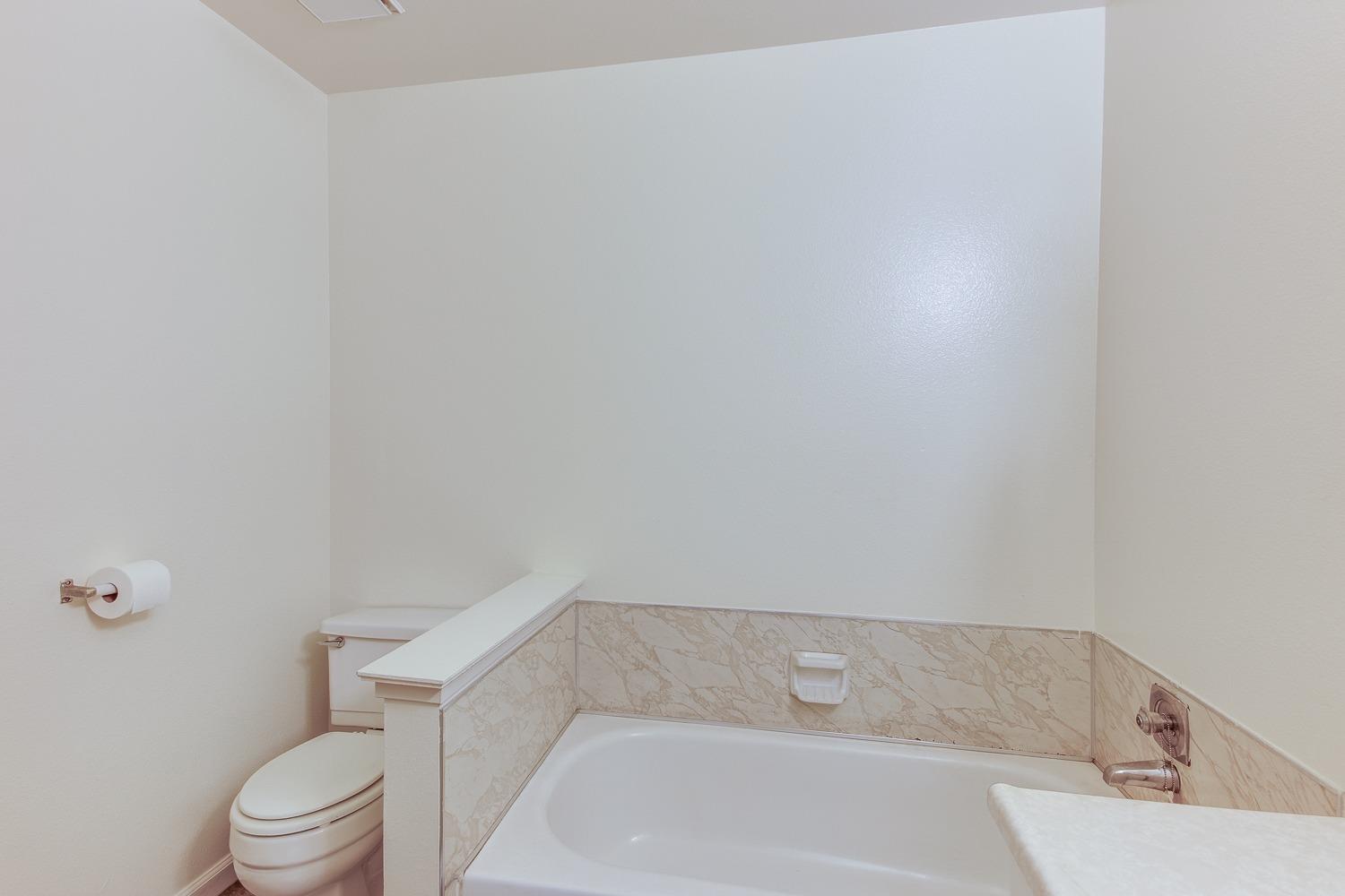 18412 Daley Road Madera, CA 93638 - Photo 3 of 38 Gallery Image 3