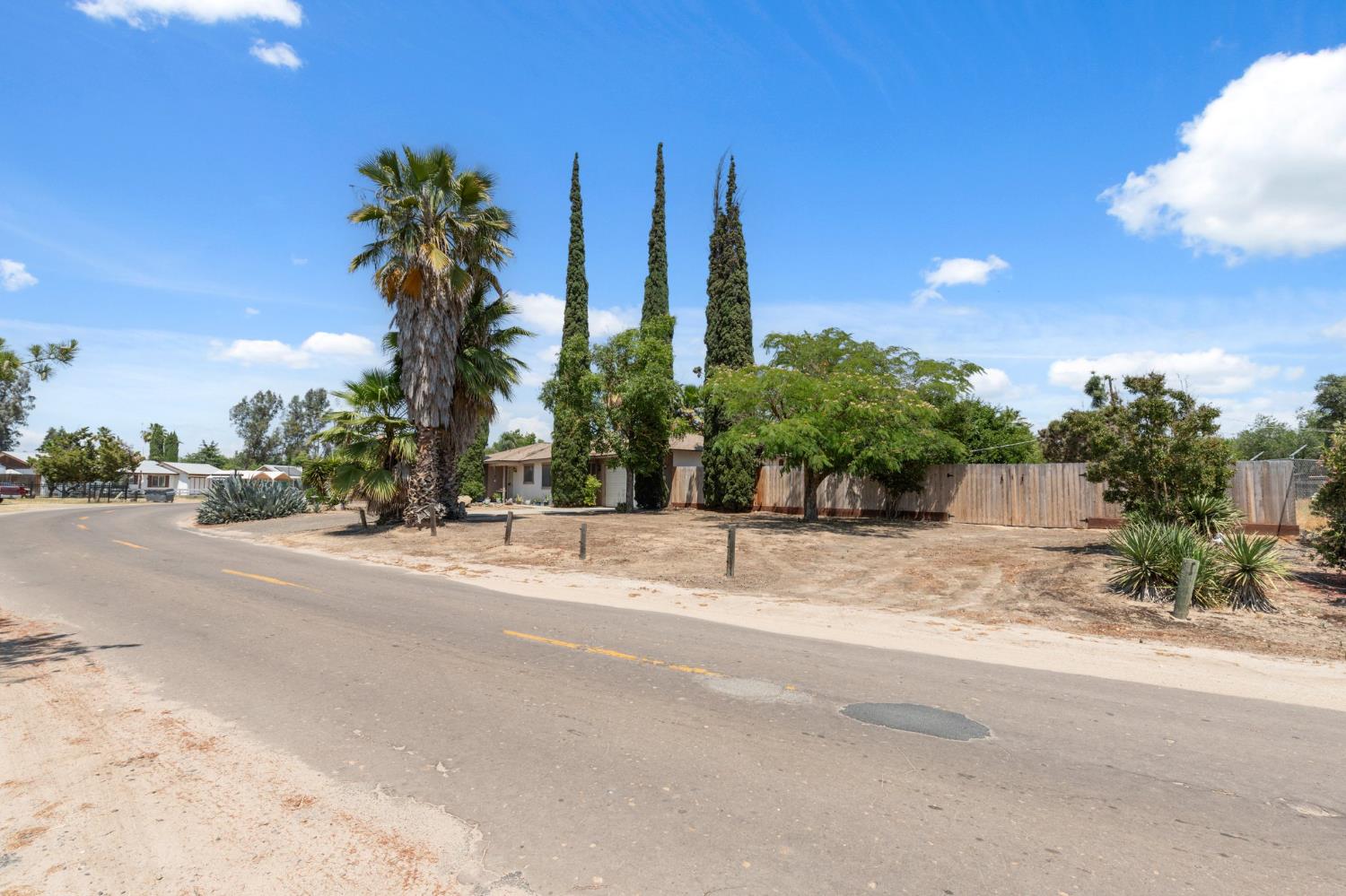 18412 Daley Road Madera, CA 93638 - Photo 10 of 38 Gallery Image 10