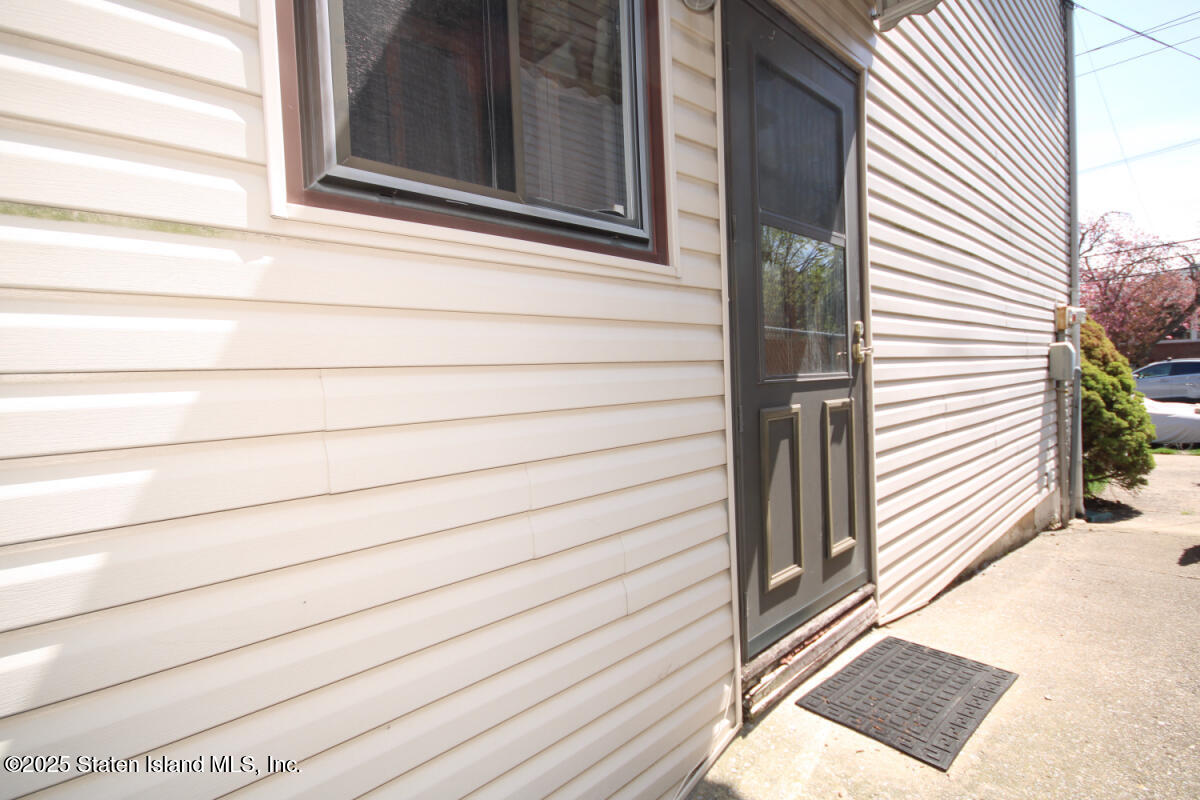 3 Windermere Road Staten Island, NY 10305 - Photo 22 of 37