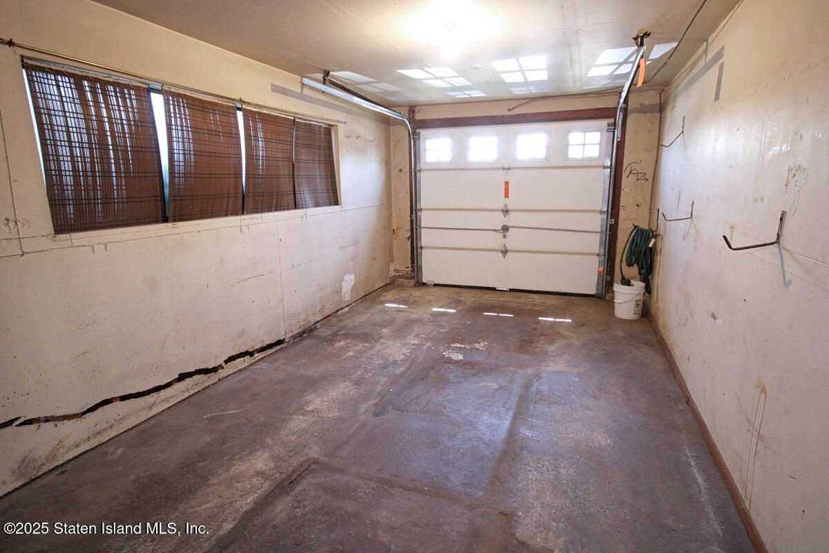 3 Windermere Road Staten Island, NY 10305 - Photo 37 of 37 a view of entryway