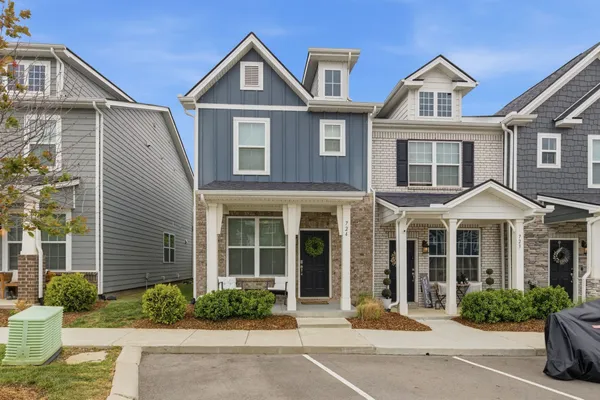 $2,500 | 615 Old Hickory Boulevard, Unit 724, Nashville, TN 37209