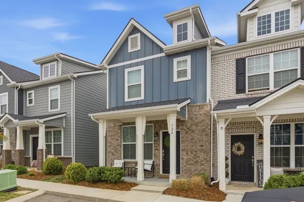 $2,500 | 615 Old Hickory Boulevard, Unit 724, Nashville, TN 37209