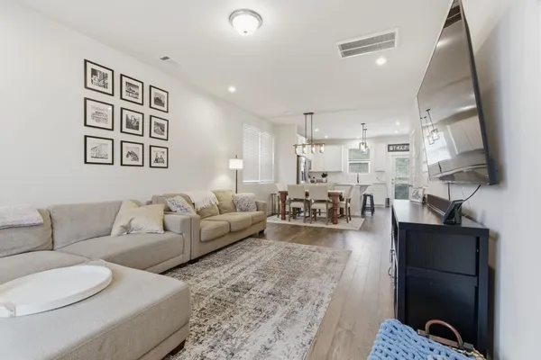 $2,500 | 615 Old Hickory Boulevard, Unit 724, Nashville, TN 37209