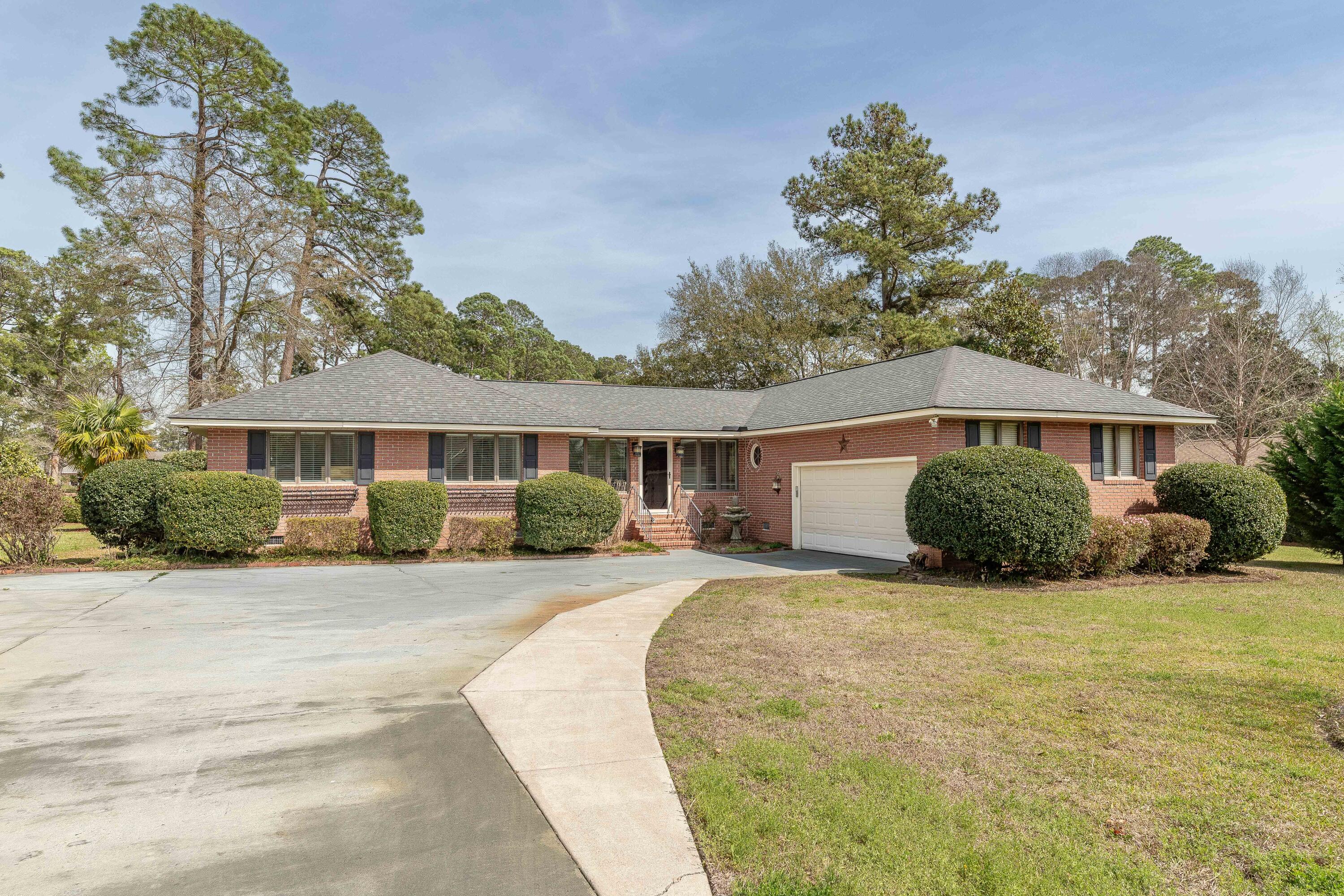 207 Cooper Drive Santee, SC 29142 - Photo 4 of 40 207 Cooper Drive