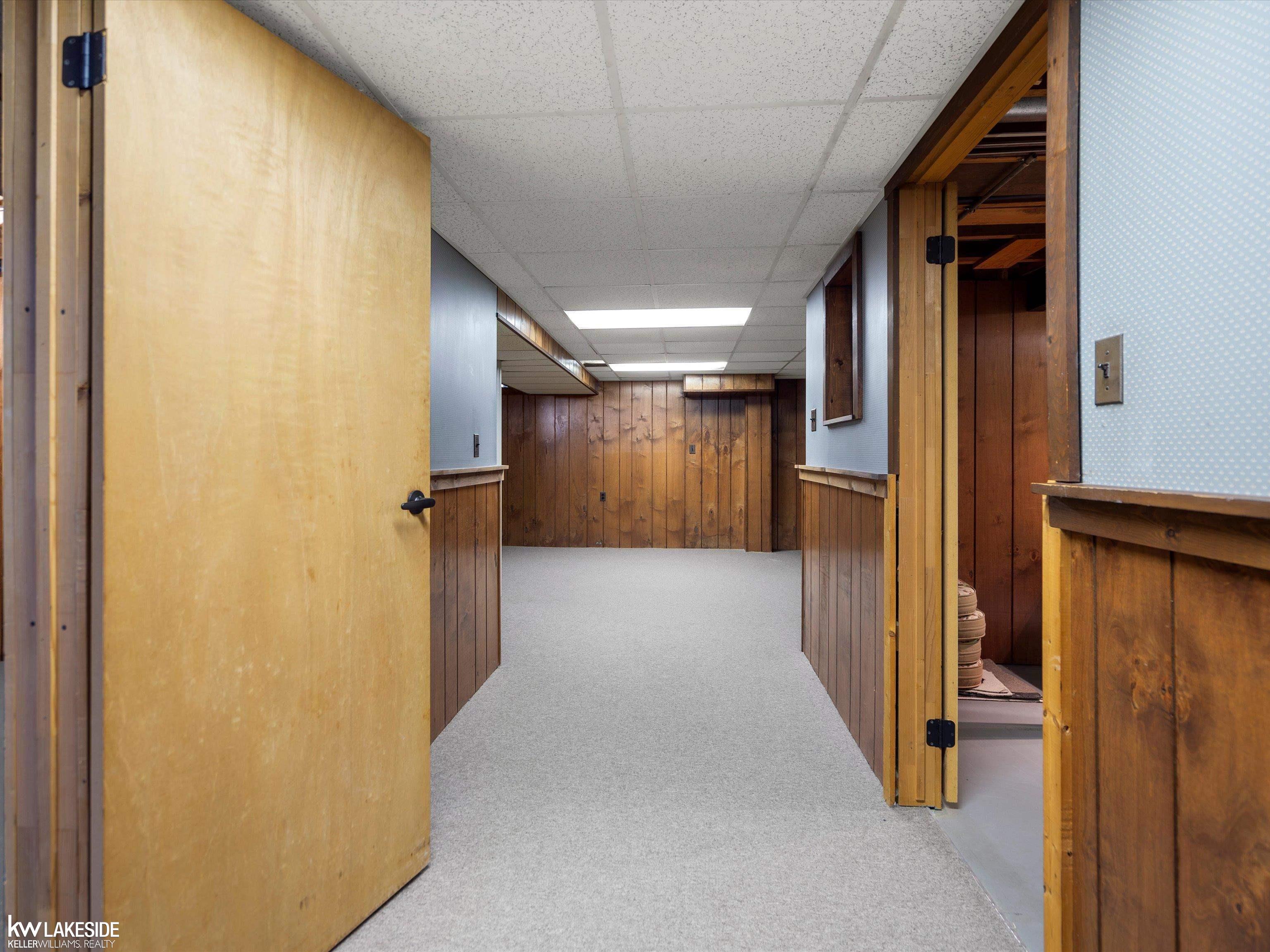 11585 Chicago Road Warren, MI 48093 - Photo 42 of 55