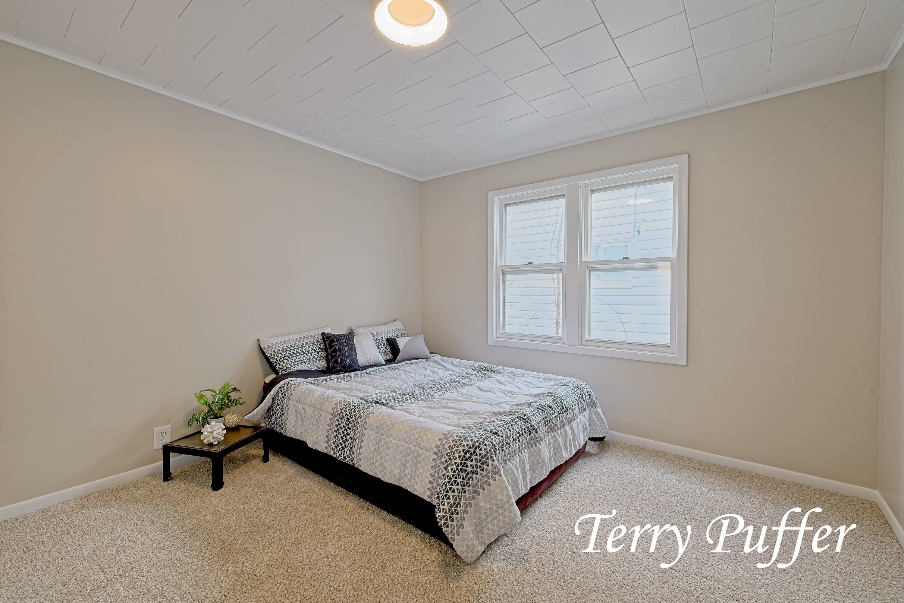 1707 Division Street Muskegon, MI 49441 - Photo 21 of 35 IMG_7851_HDR