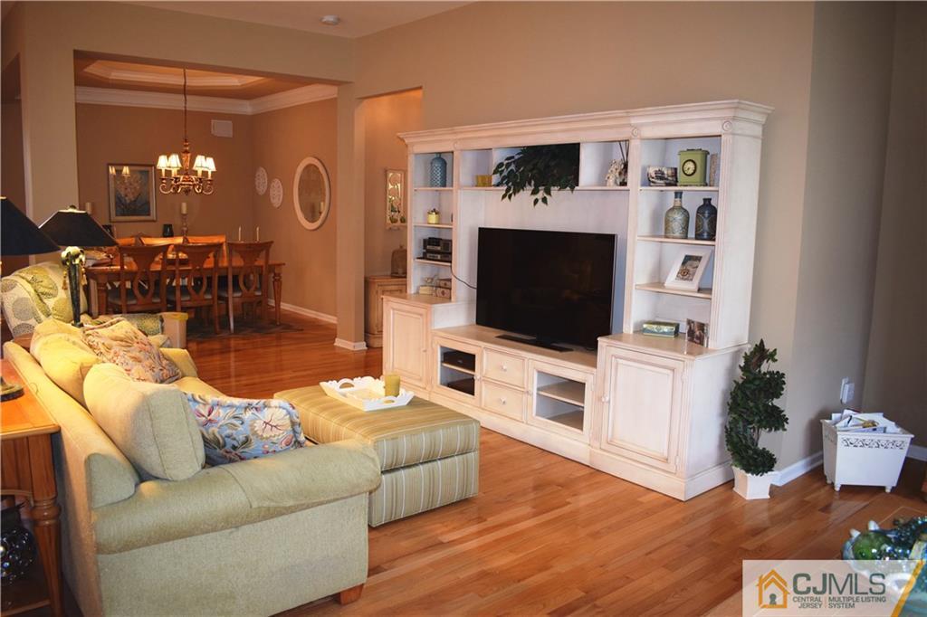 32 Tamarack Road Monroe Township, NJ 08831 - Photo 5 of 25 Gallery Image 5