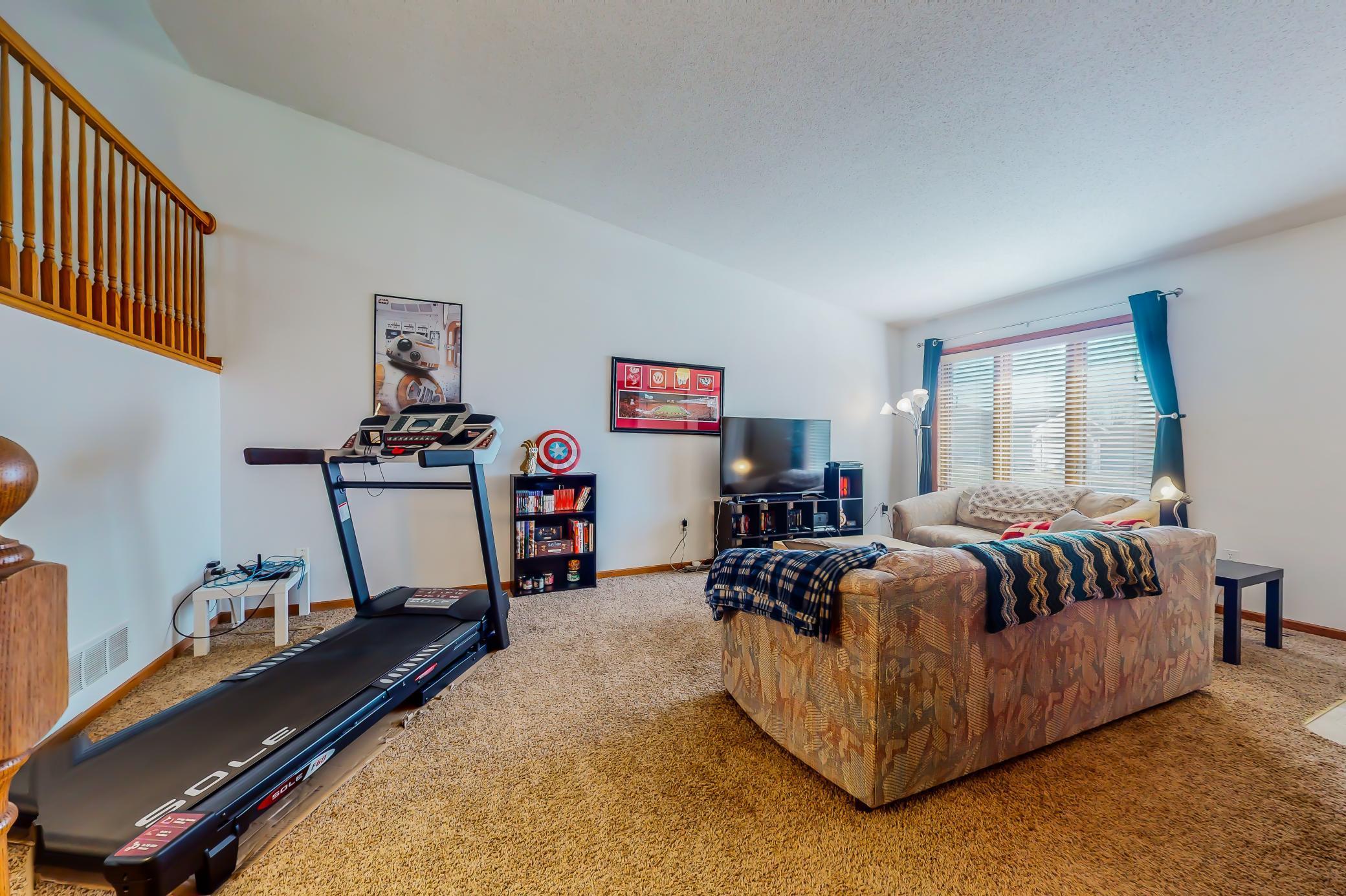 3056 25th Street Northwest Rochester, MN 55901 - Photo 9 of 22 Gallery Image 9