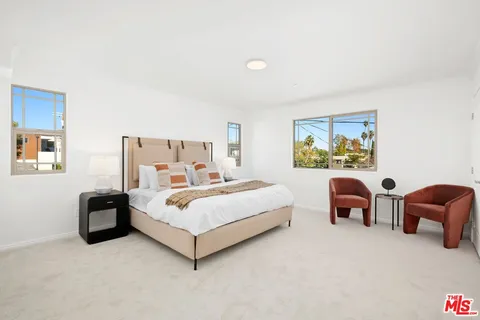 $1,299,000 | 822 North McCadden Place, Los Angeles, CA 90038