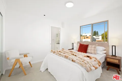 $1,299,000 | 822 North McCadden Place, Los Angeles, CA 90038