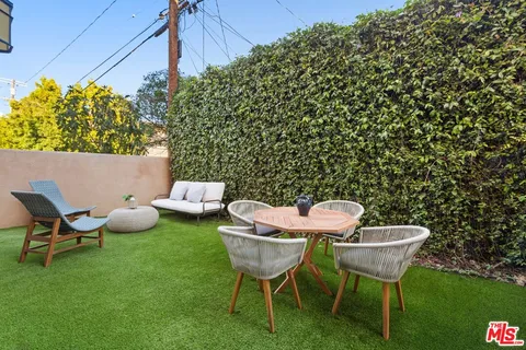 $1,299,000 | 822 North McCadden Place, Los Angeles, CA 90038
