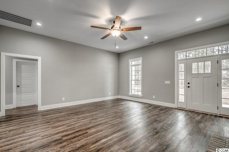 2724 Wise Road Conway, SC 29526 - Photo 7 of 39 Gallery Image 7