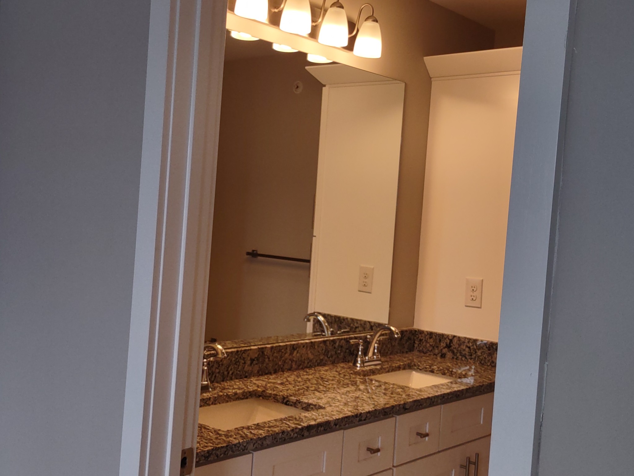 1021 Wells Way, Unit 1021 Spring Hill, TN 37174 - Photo 13 of 24