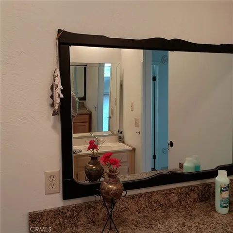 $445,000 | 10098 Crestview Drive, Clearlake, CA 95422