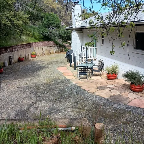 $445,000 | 10098 Crestview Drive, Clearlake, CA 95422