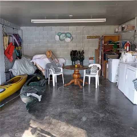 $445,000 | 10098 Crestview Drive, Clearlake, CA 95422