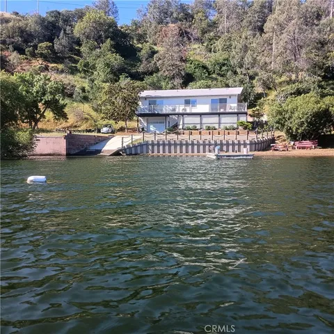 $445,000 | 10098 Crestview Drive, Clearlake, CA 95422