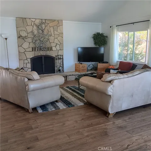 $445,000 | 10098 Crestview Drive, Clearlake, CA 95422