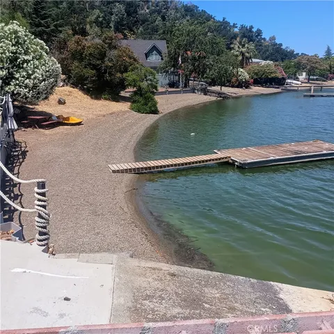 $445,000 | 10098 Crestview Drive, Clearlake, CA 95422