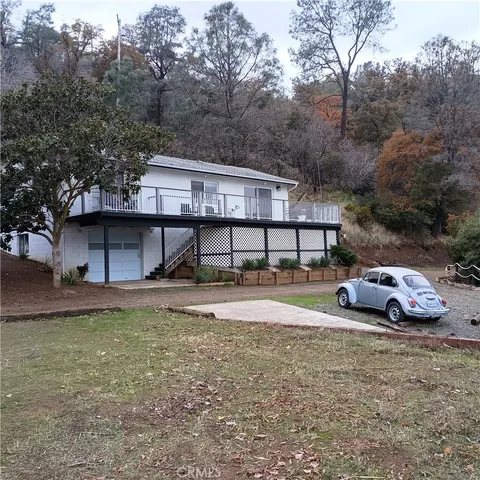 $445,000 | 10098 Crestview Drive, Clearlake, CA 95422