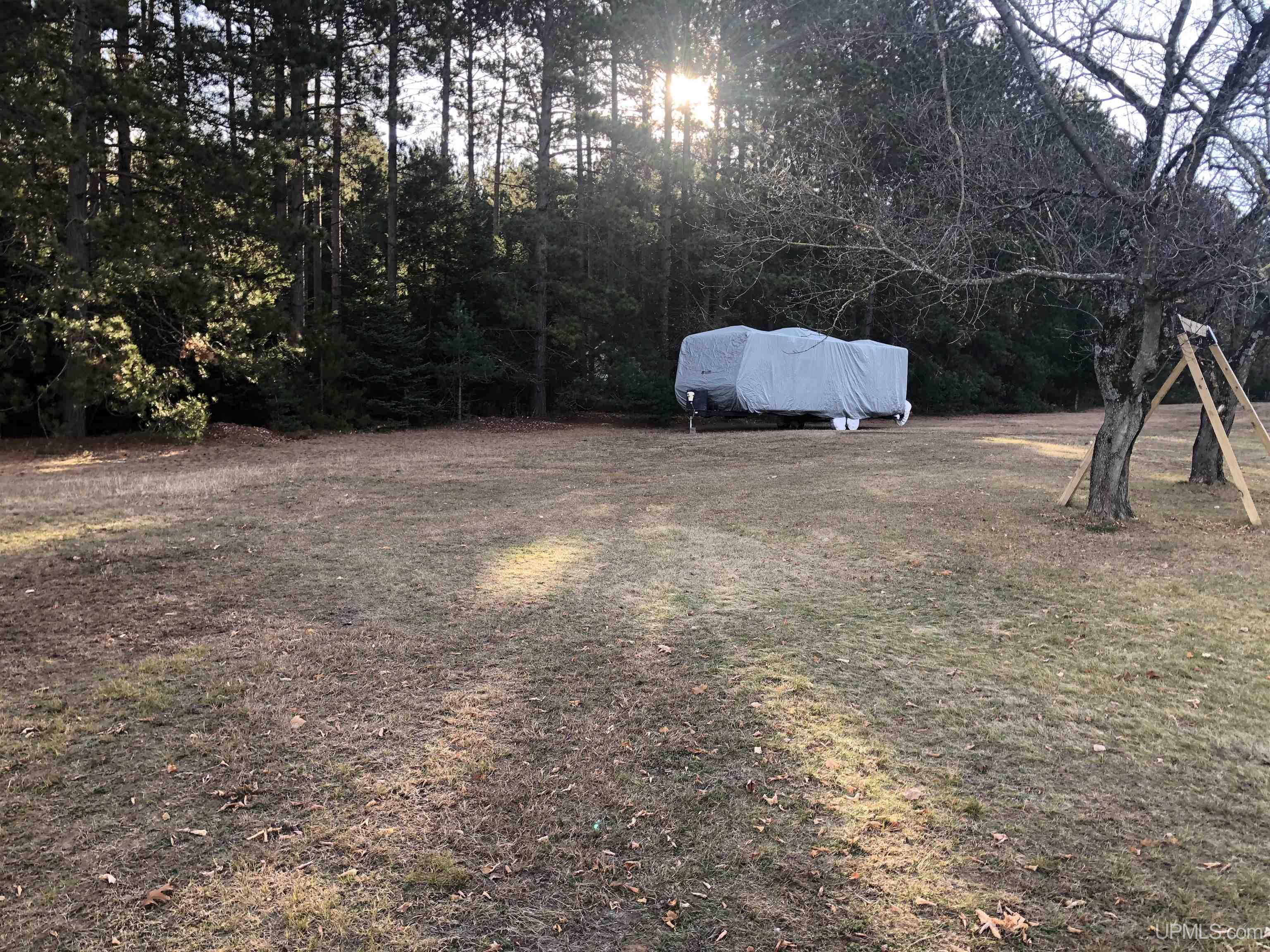 5005 17th Road Escanaba, MI 49829 - Photo 10 of 32
