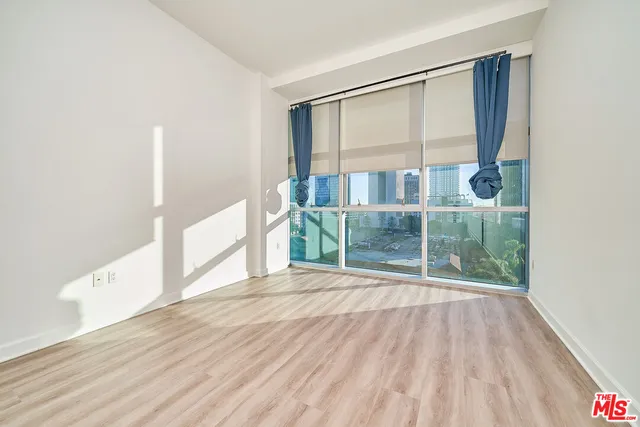 $3,900 | 3223 West 6th Street, Unit 606, Los Angeles, CA 90020