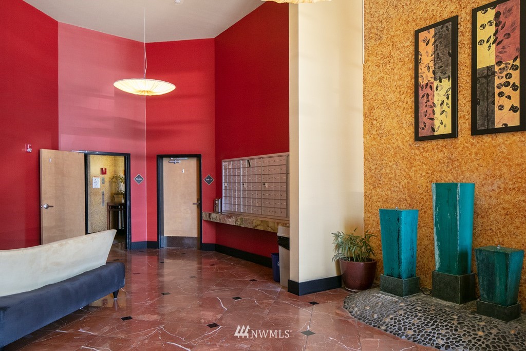 668 South Lane Street, Unit 603 Seattle, WA 98104 - Photo 15 of 16