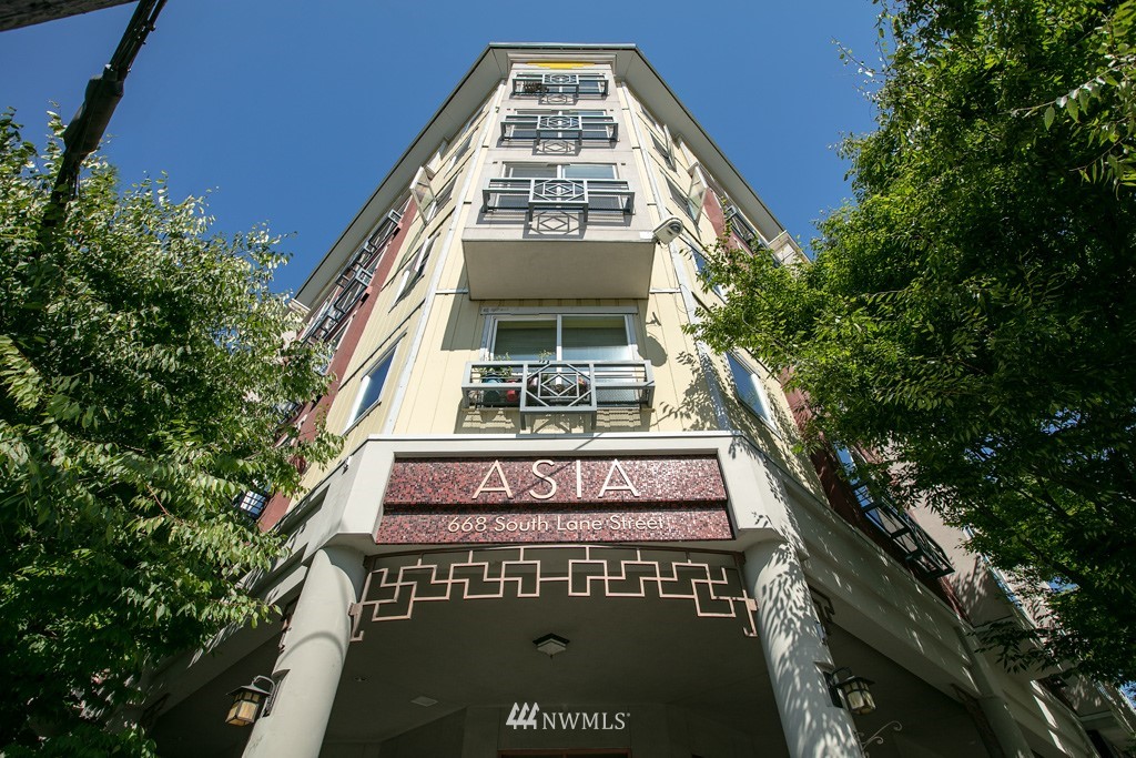668 South Lane Street, Unit 603 Seattle, WA 98104 - Photo 16 of 16