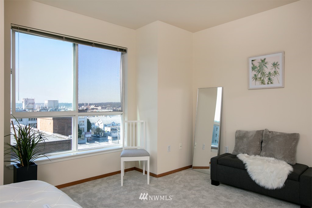 668 South Lane Street, Unit 603 Seattle, WA 98104 - Photo 5 of 16