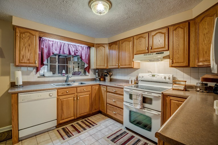 1015 Orchid Road Florence, KY 41042 - Photo 8 of 18 Gallery Image 8