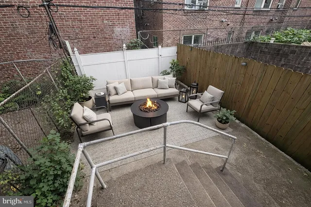 $1,450 | 225 South 49th Street, Unit 1, Philadelphia, PA 19139