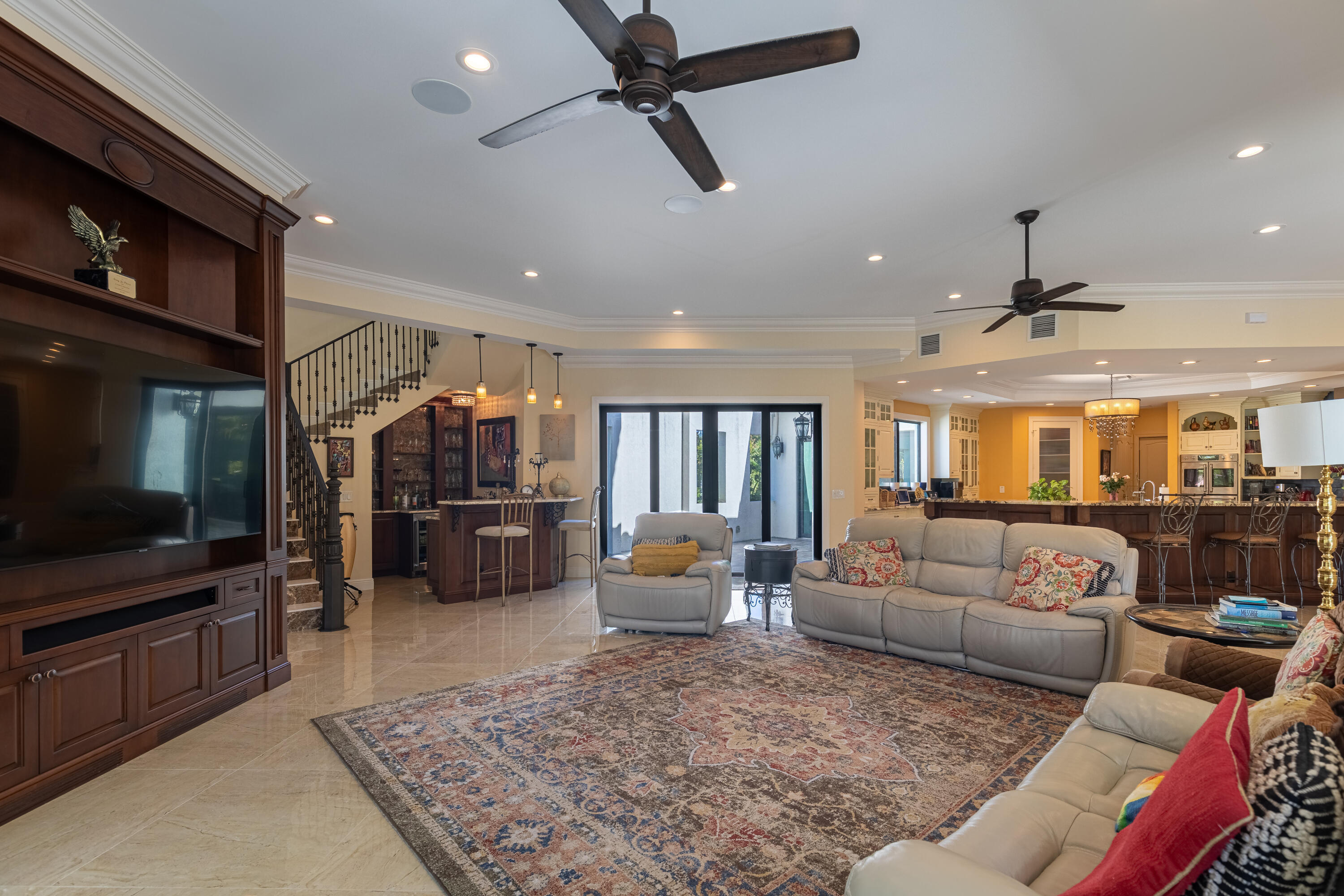 2943 B Road Loxahatchee Groves, FL 33470 - Photo 8 of 88 Livingroom