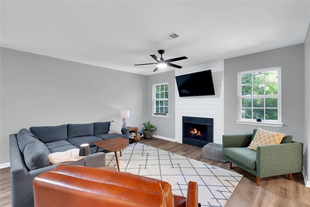 527 North River Road Cleveland, SC 29635 - Photo 6 of 40