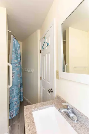 $1,200,000 | 19 F Street, Hampton, NH 03842
