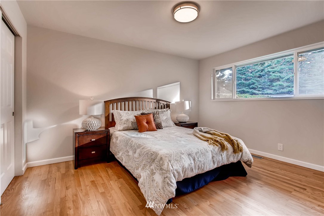 11411 Southeast 182nd Street Renton, WA 98055 - Photo 12 of 25