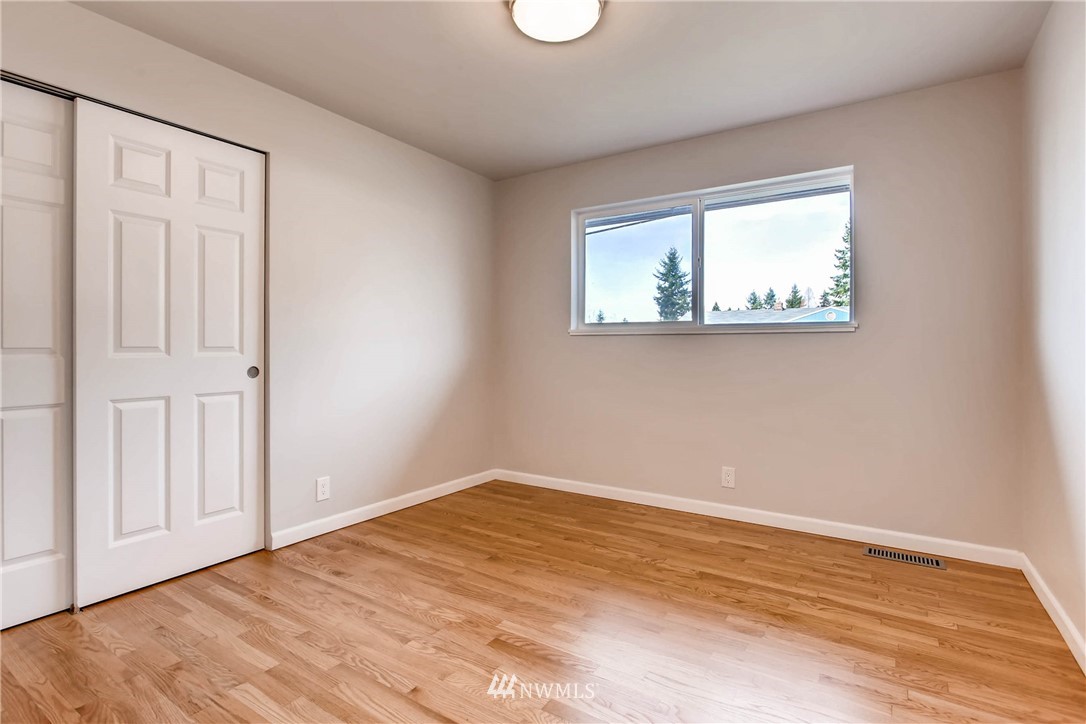 11411 Southeast 182nd Street Renton, WA 98055 - Photo 19 of 25