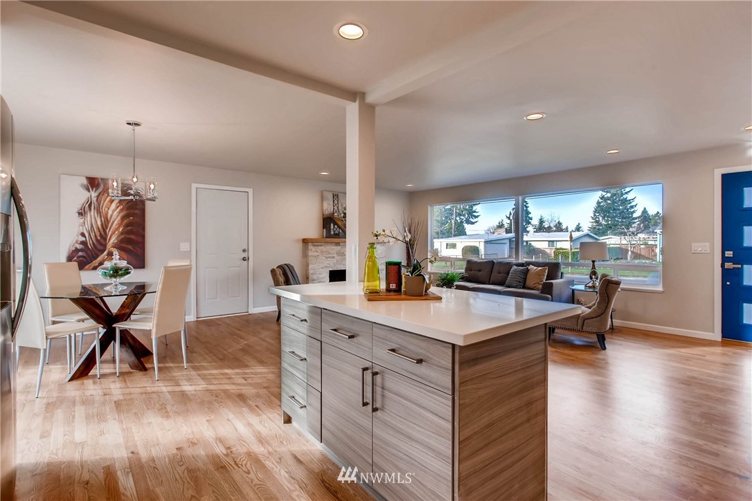 11411 Southeast 182nd Street Renton, WA 98055 - Photo 10 of 25