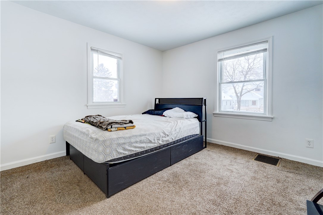 337 Dunn Street Rochester, NY 14621 - Photo 9 of 18