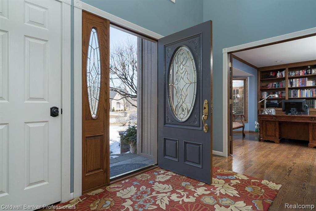 1287 Muirwood Court Rochester Hills, MI 48306 - Photo 5 of 44